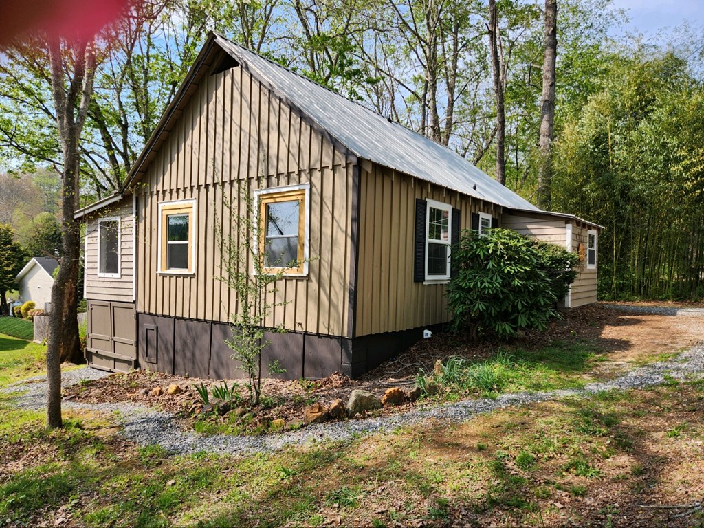 130 Childers Rd