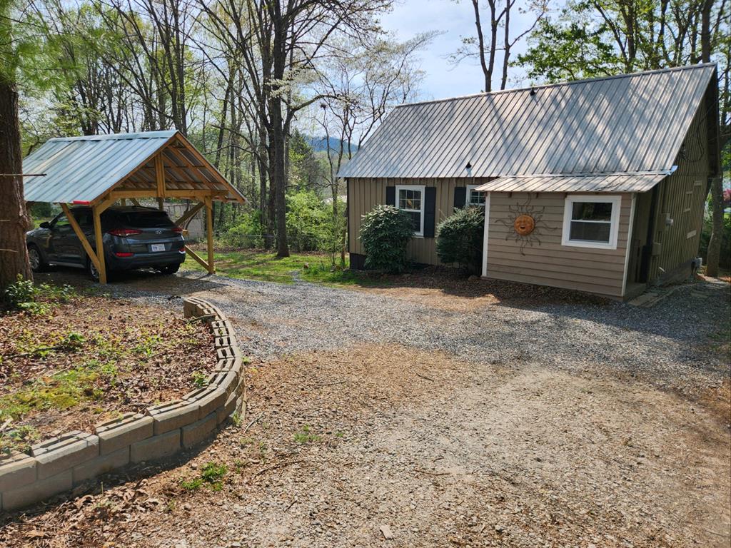 130 Childers Rd