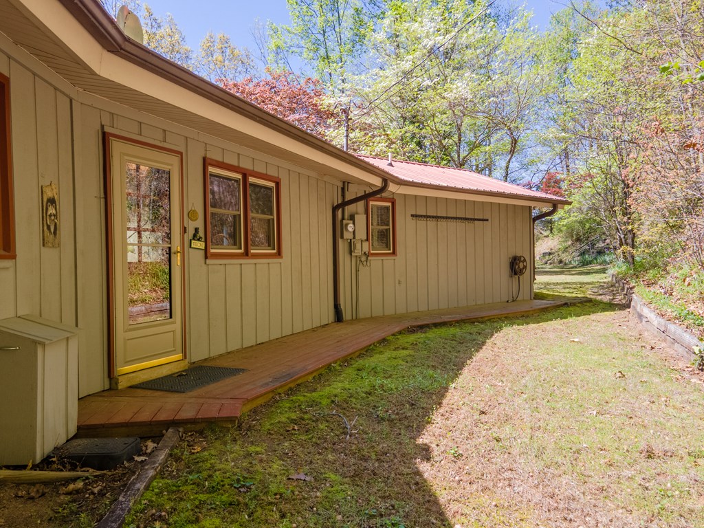 441 Mountain Laurel Dr