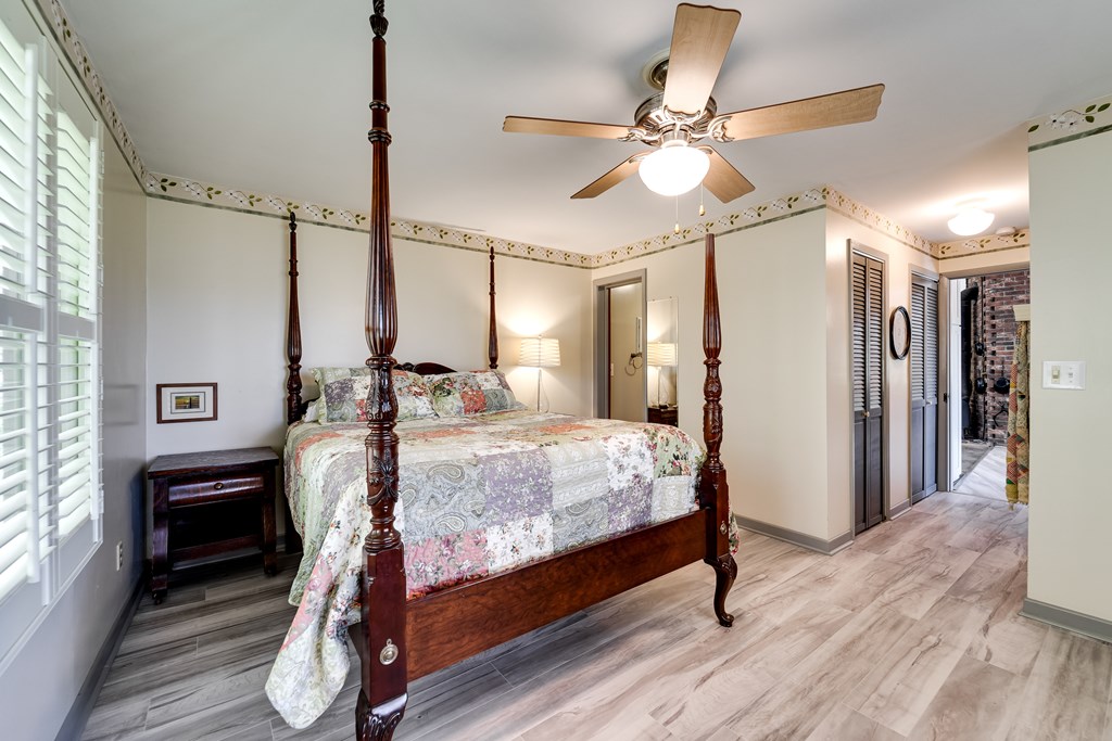 441 Mountain Laurel Dr
