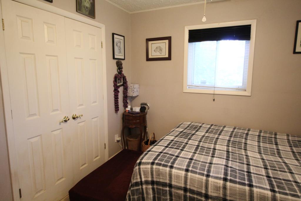 24 Rabbit Creek Rd