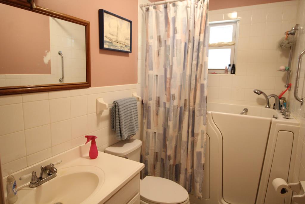 24 Rabbit Creek Rd