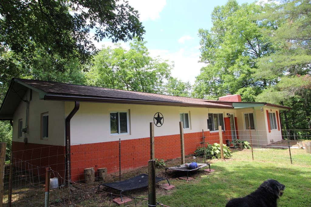 24 Rabbit Creek Rd