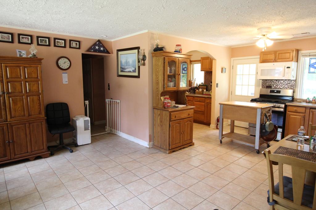 24 Rabbit Creek Rd