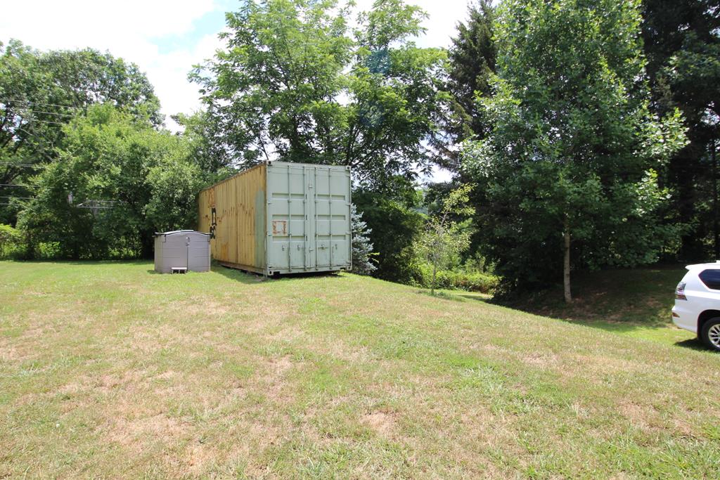 24 Rabbit Creek Rd