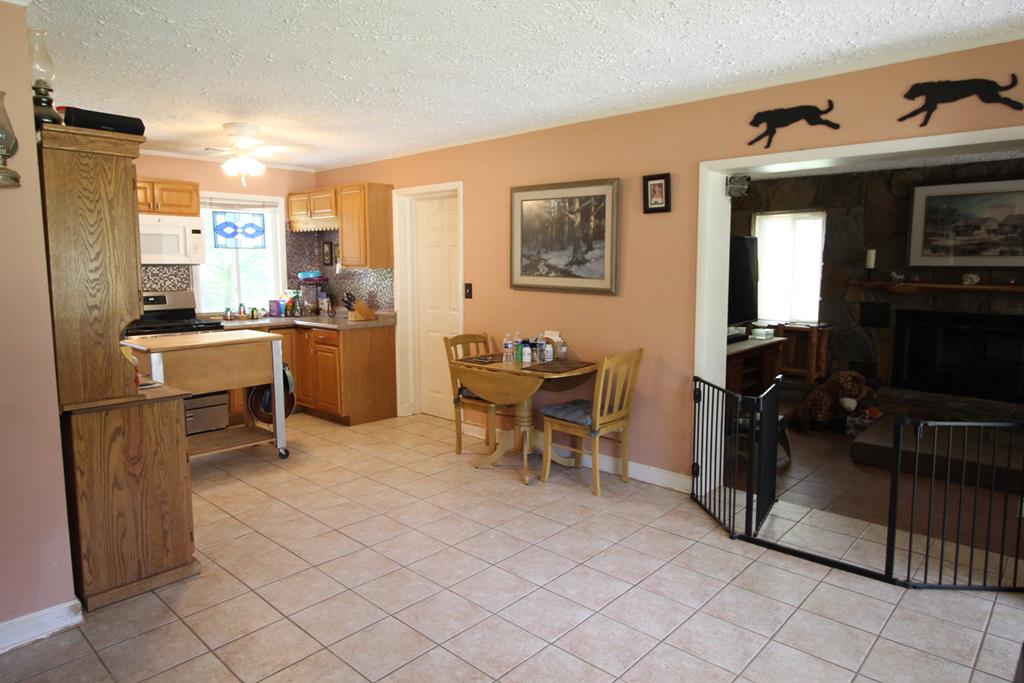 24 Rabbit Creek Rd