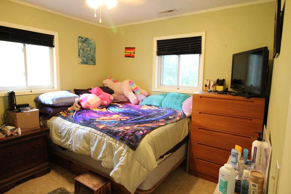 24 Rabbit Creek Rd