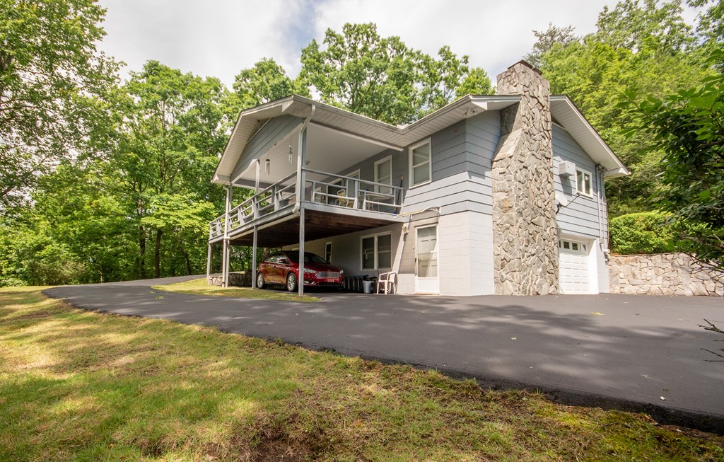 525 Beacon Hill Rd
