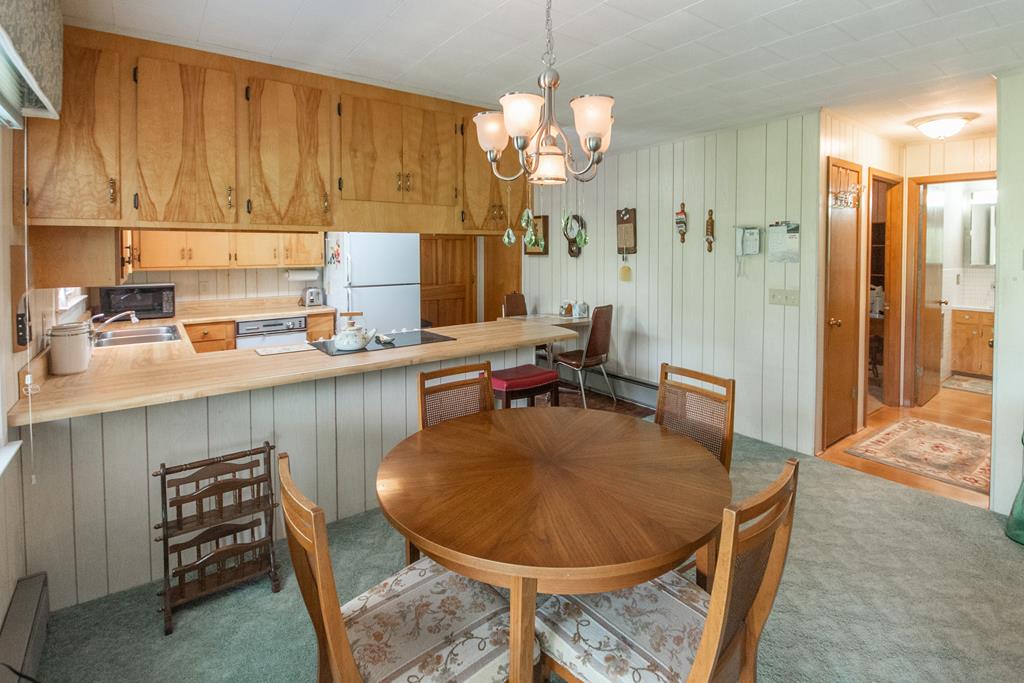 525 Beacon Hill Rd