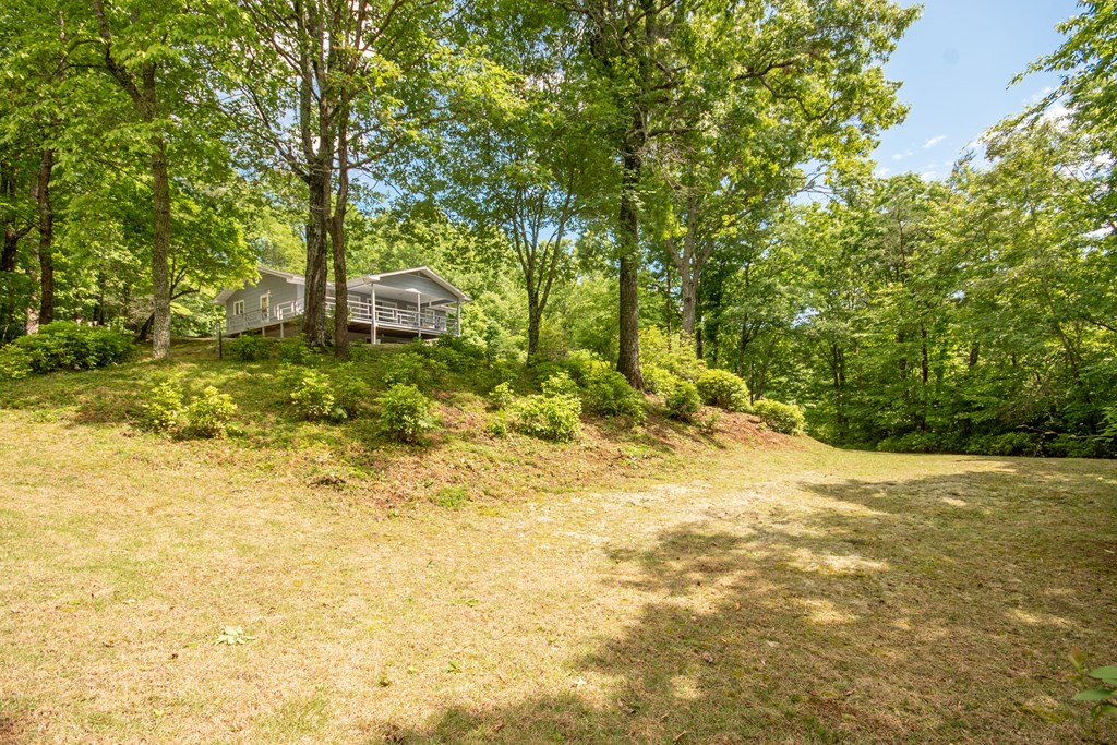525 Beacon Hill Rd