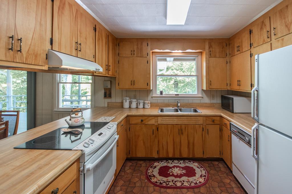 525 Beacon Hill Rd