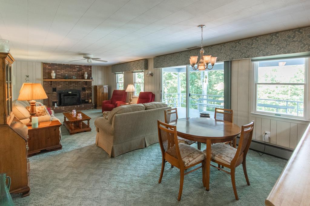 525 Beacon Hill Rd