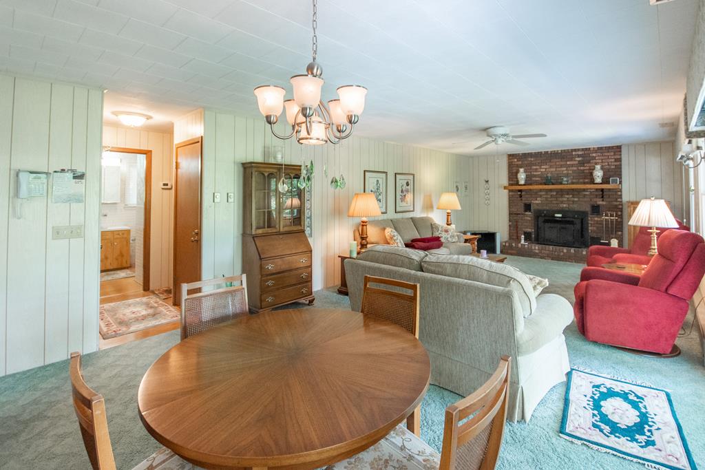 525 Beacon Hill Rd