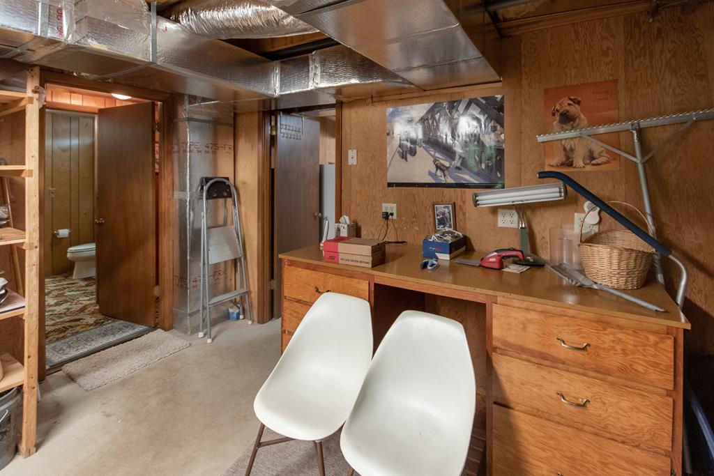 525 Beacon Hill Rd