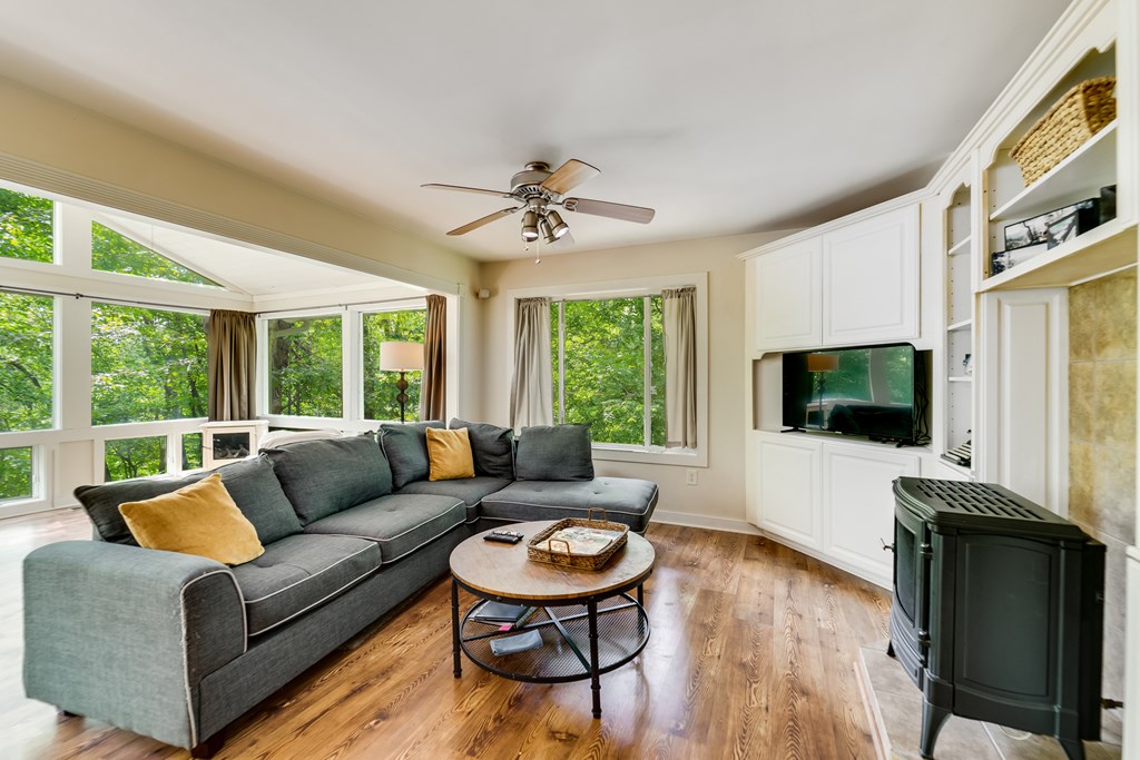 67 Kingwood Circle