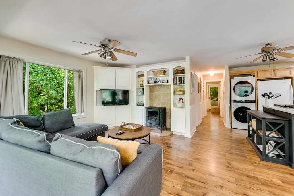 67 Kingwood Circle
