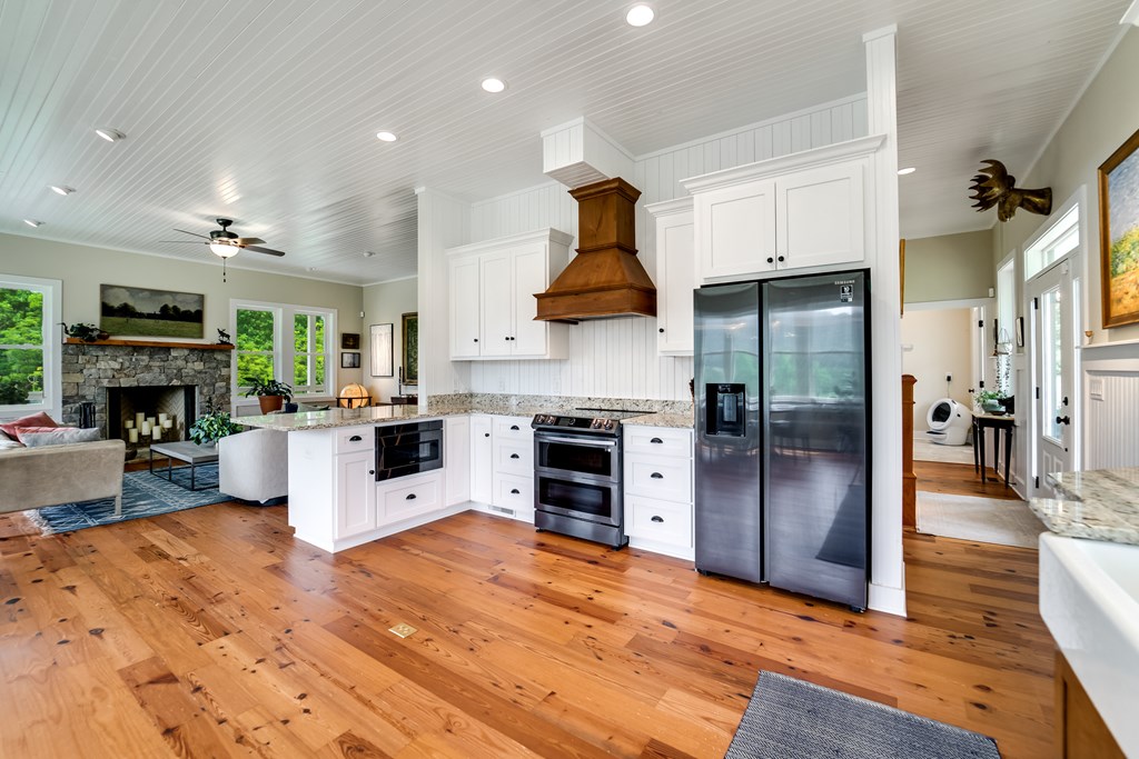 2131 Snow Hill Road