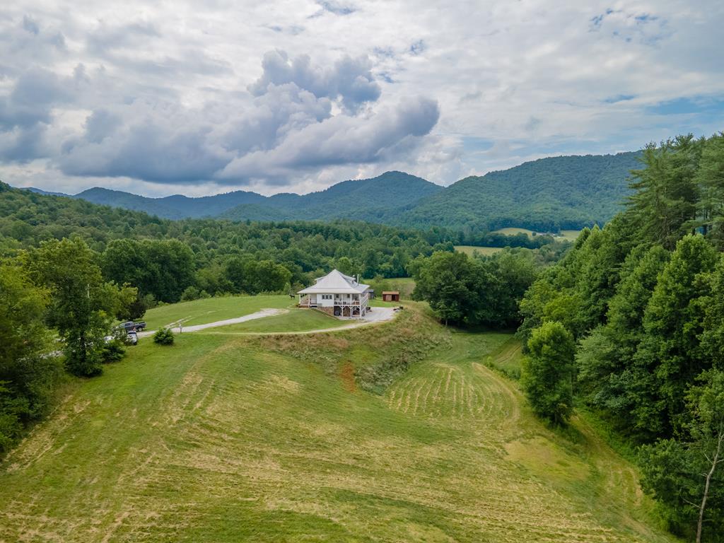 2131 Snow Hill Road