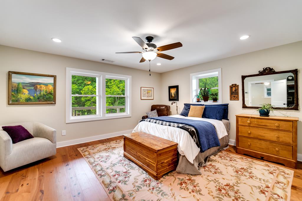 2131 Snow Hill Road