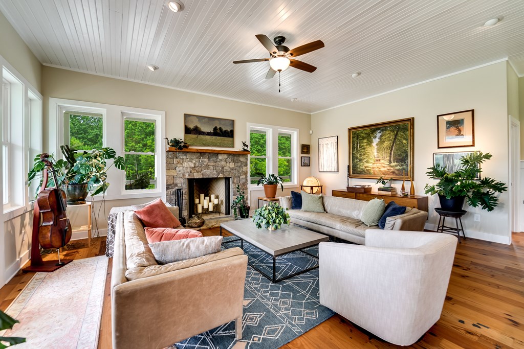 2131 Snow Hill Road