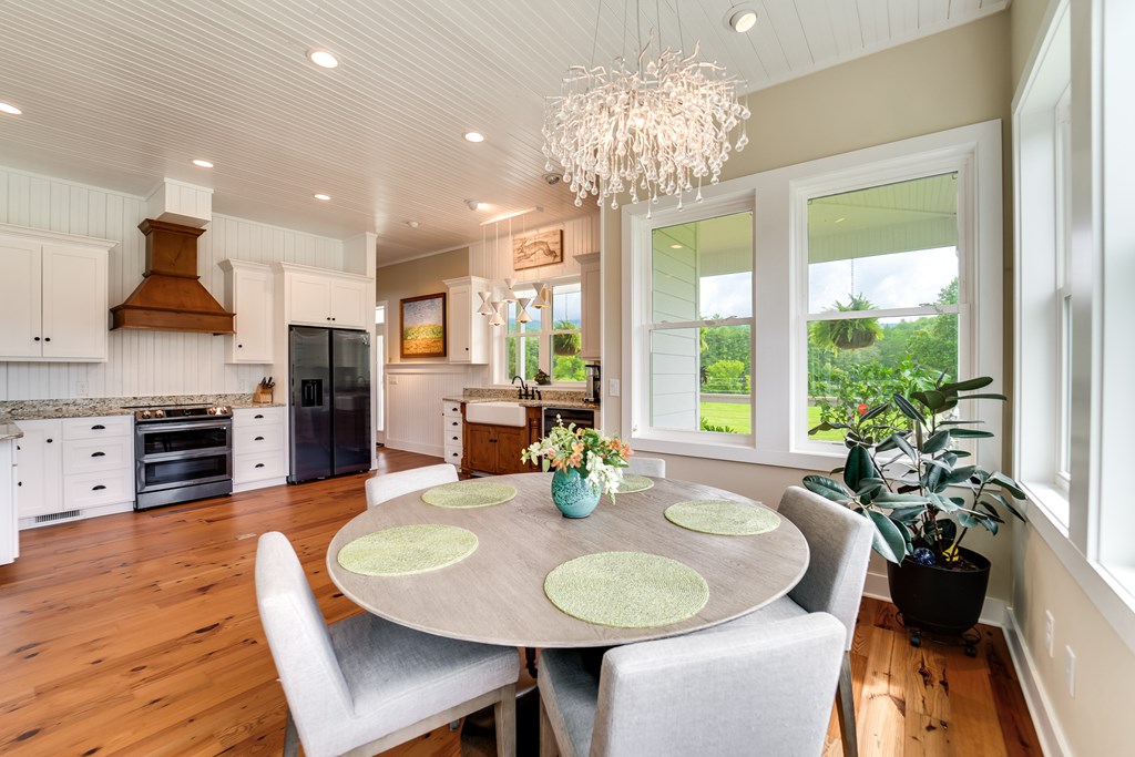 2131 Snow Hill Road
