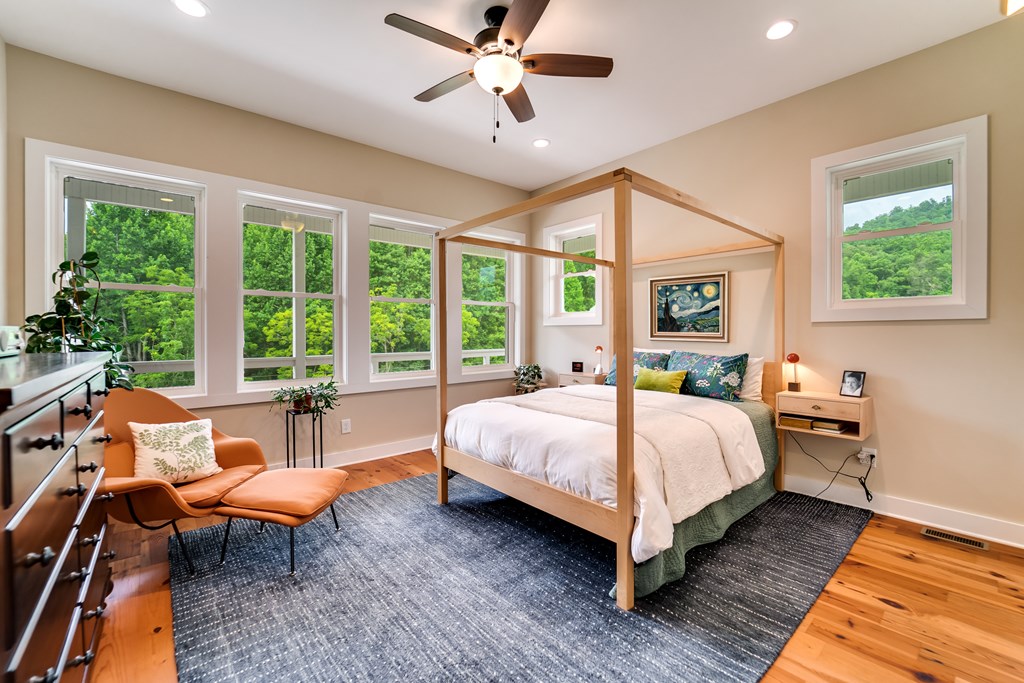 2131 Snow Hill Road