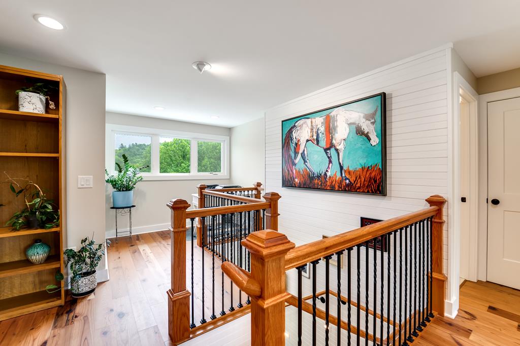 2131 Snow Hill Road