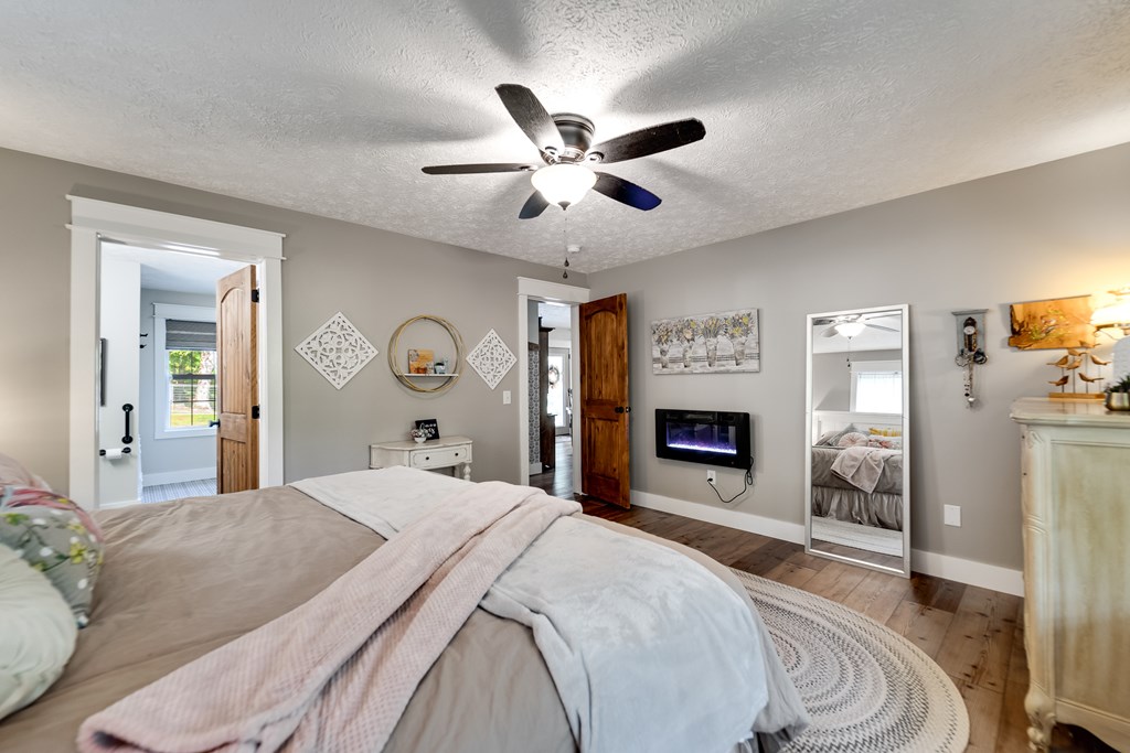 215 Mica Circle