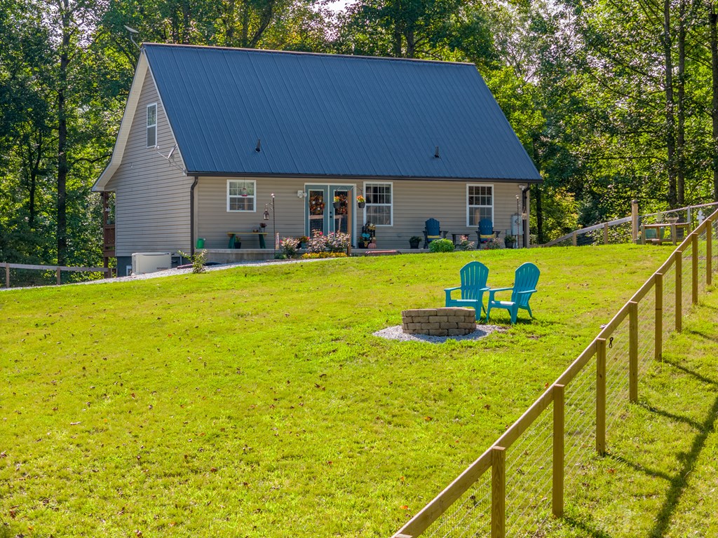 215 Mica Circle