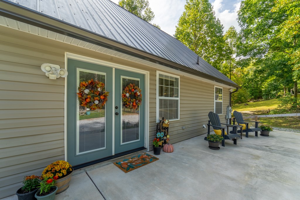 215 Mica Circle