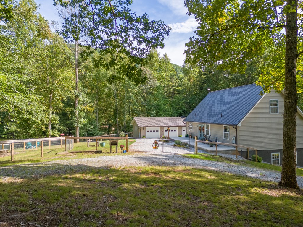 215 Mica Circle
