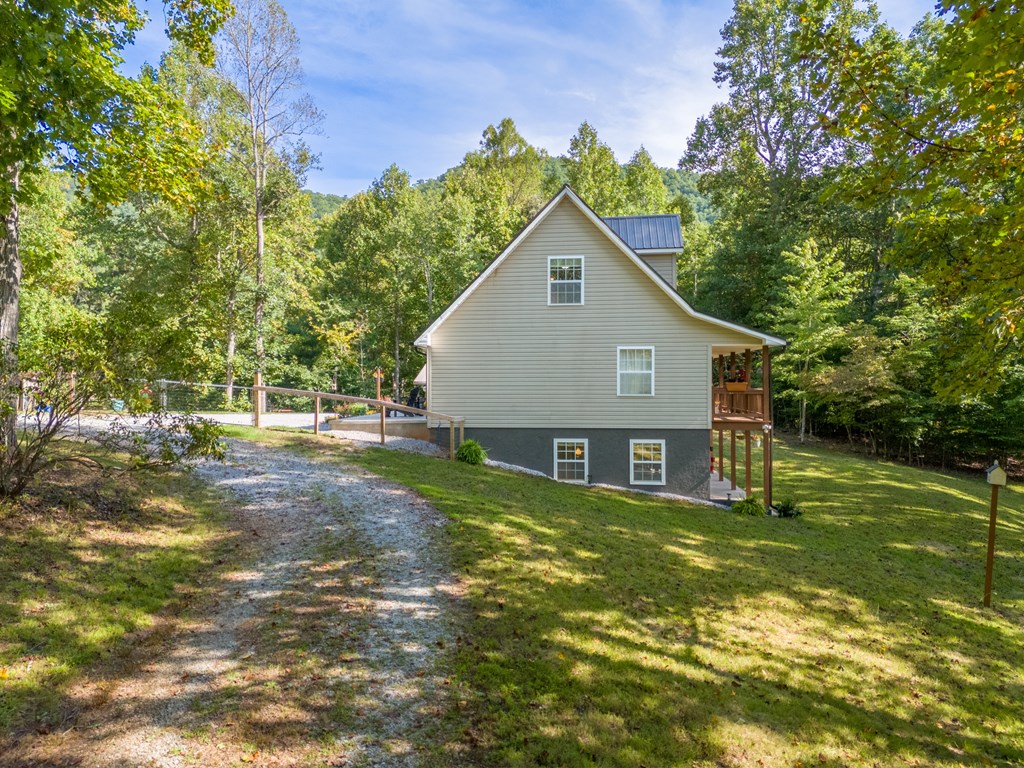 215 Mica Circle