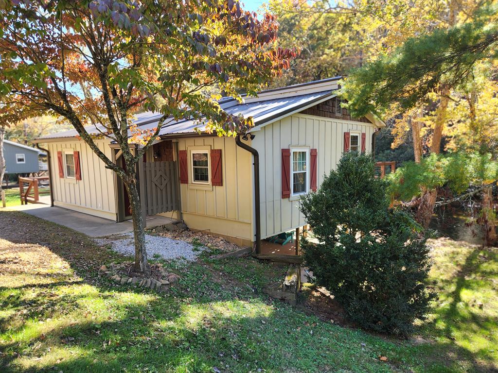 949 Sugarfork Road