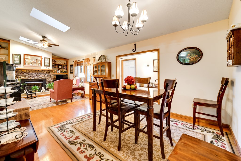 10 Wyman Way