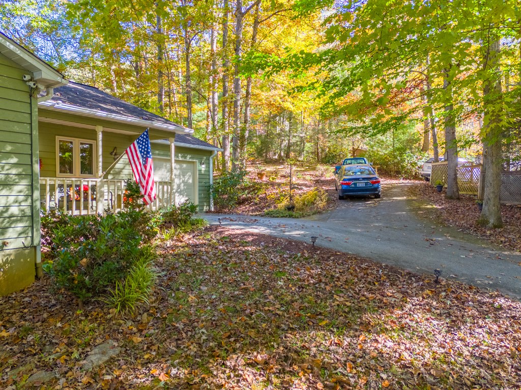 10 Wyman Way