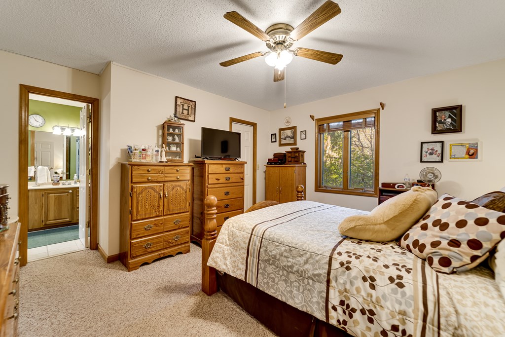 10 Wyman Way