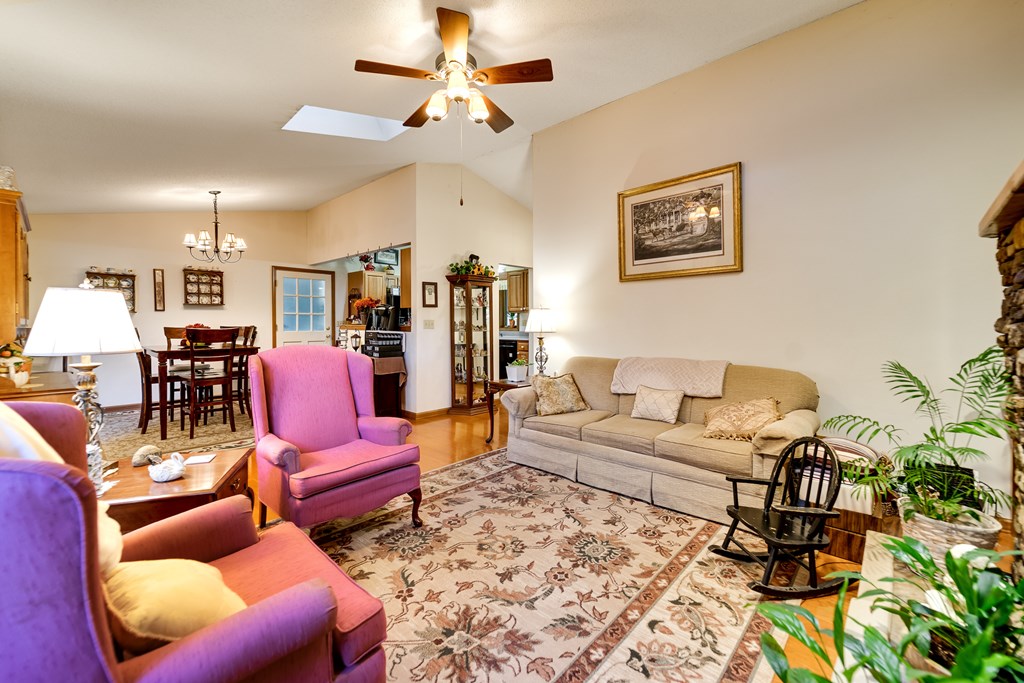 10 Wyman Way
