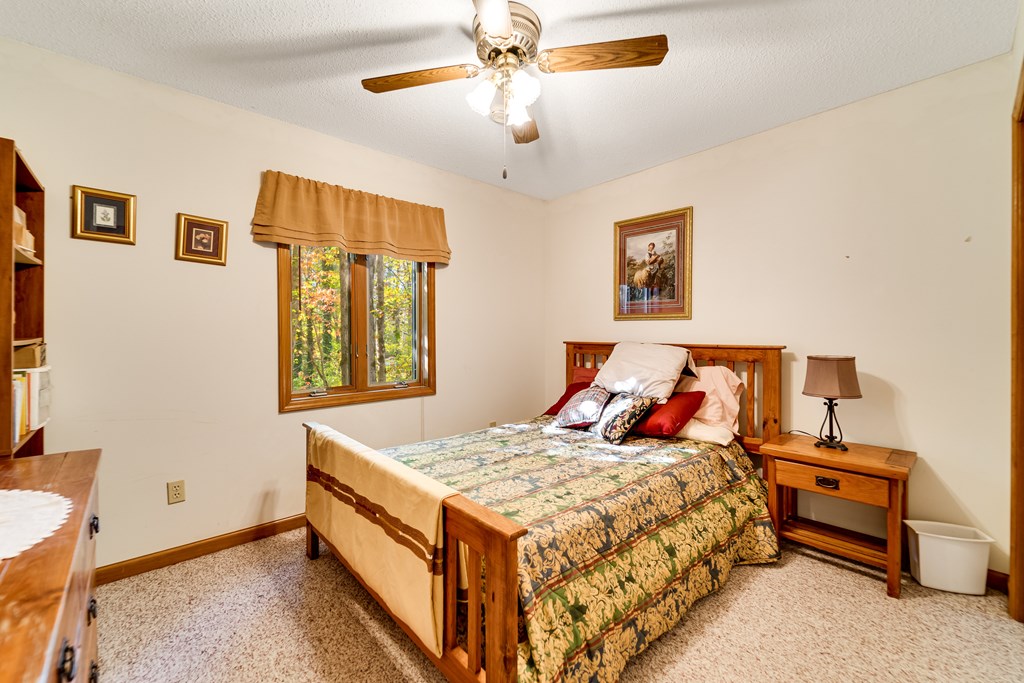 10 Wyman Way
