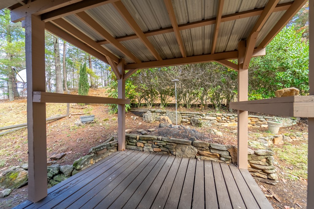 437 Ammons Road