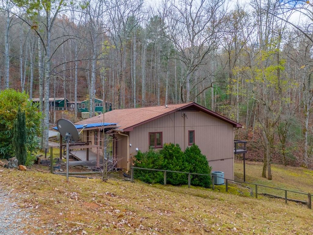 437 Ammons Road