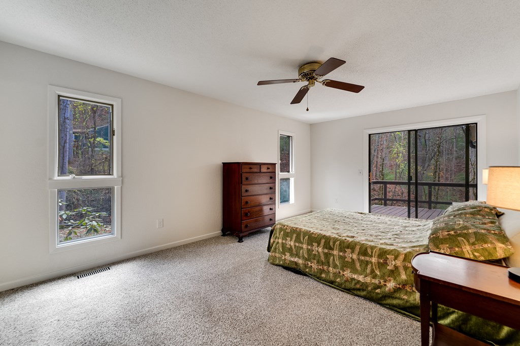 437 Ammons Road