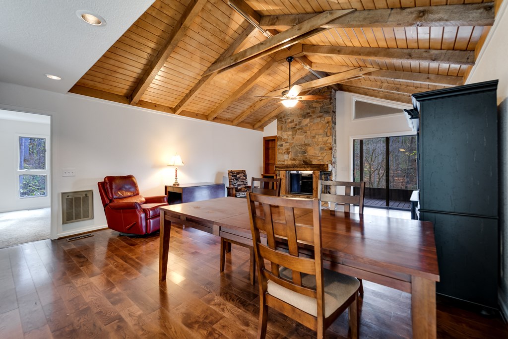 437 Ammons Road