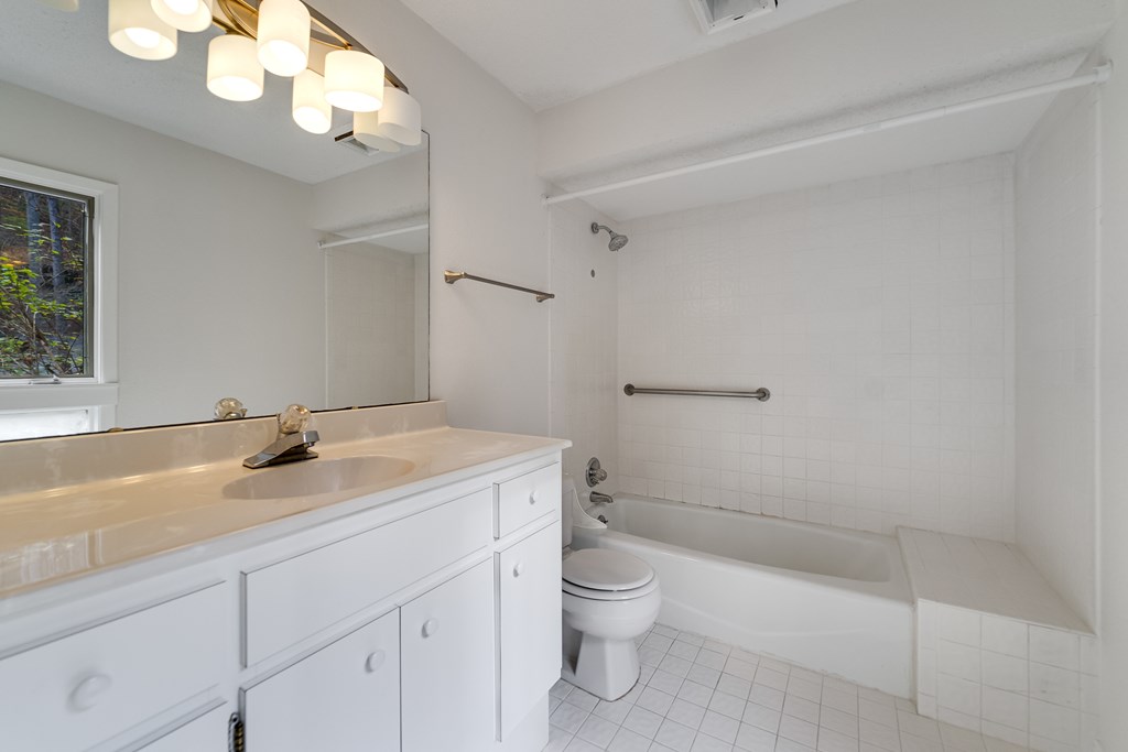 437 Ammons Road