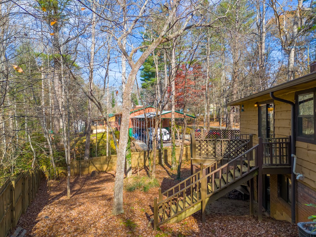 196 Crestview Heights
