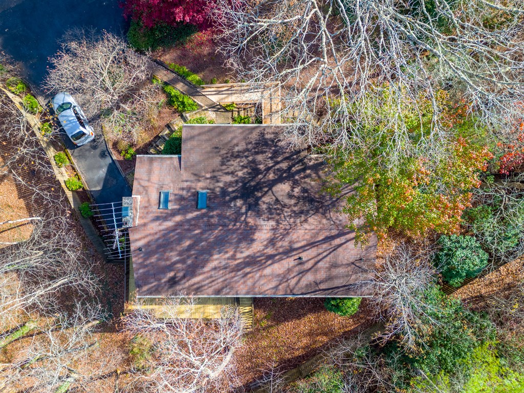 196 Crestview Heights