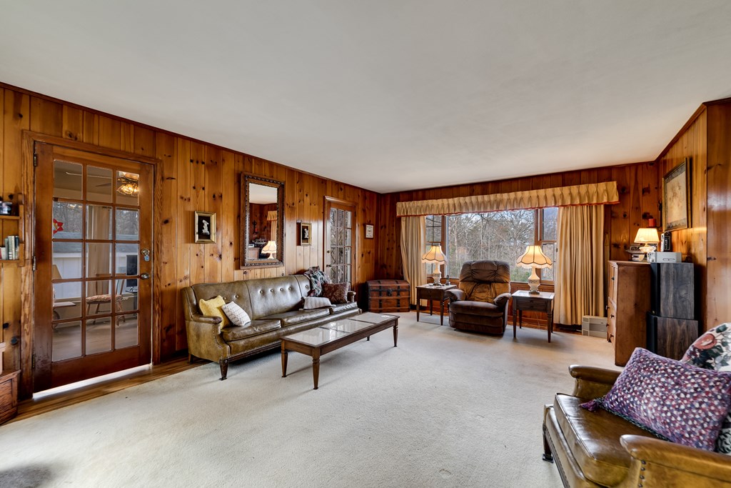 79 Jennings Dr
