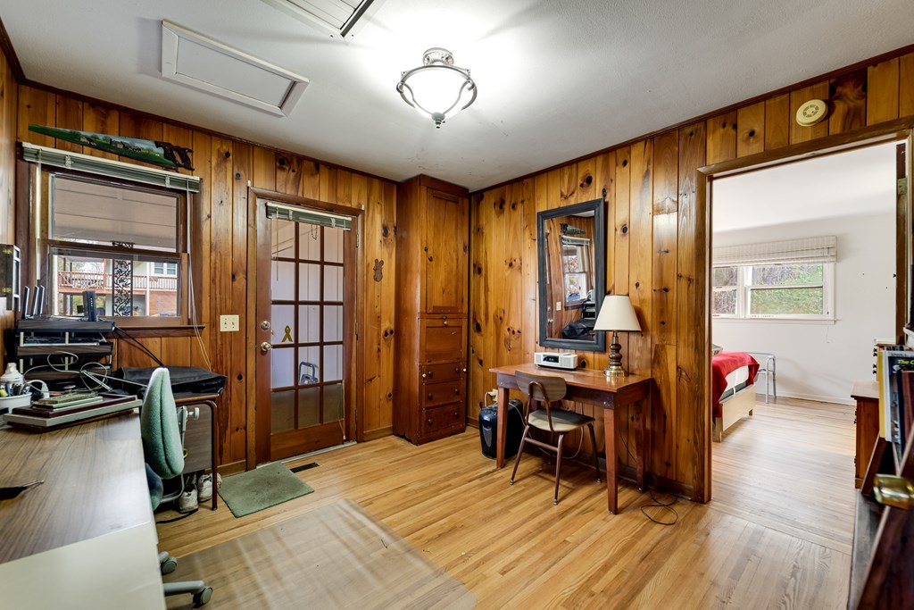 79 Jennings Dr