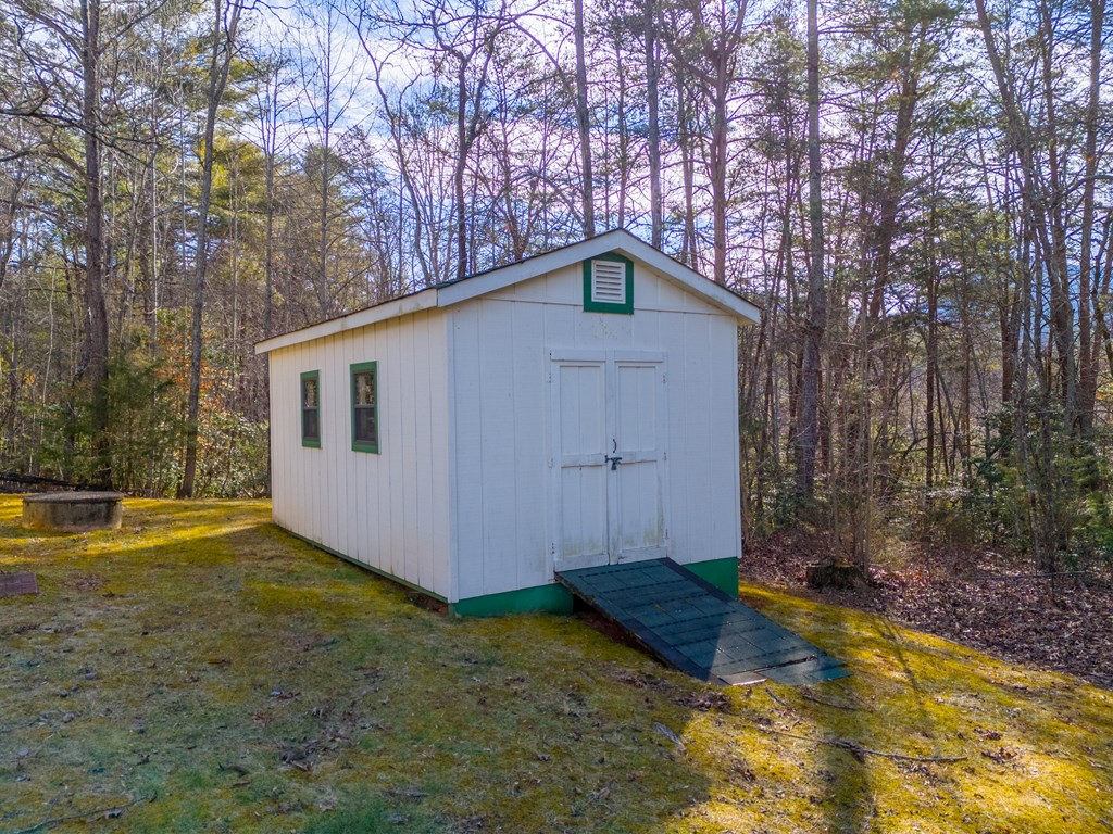79 Jennings Dr