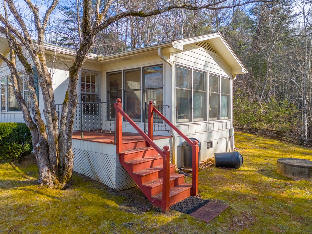 79 Jennings Dr