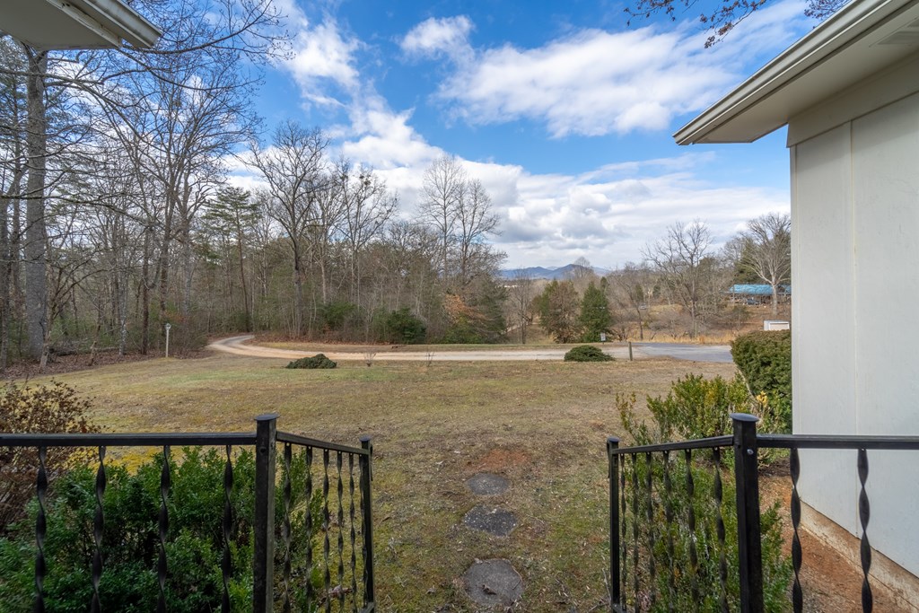 79 Jennings Dr